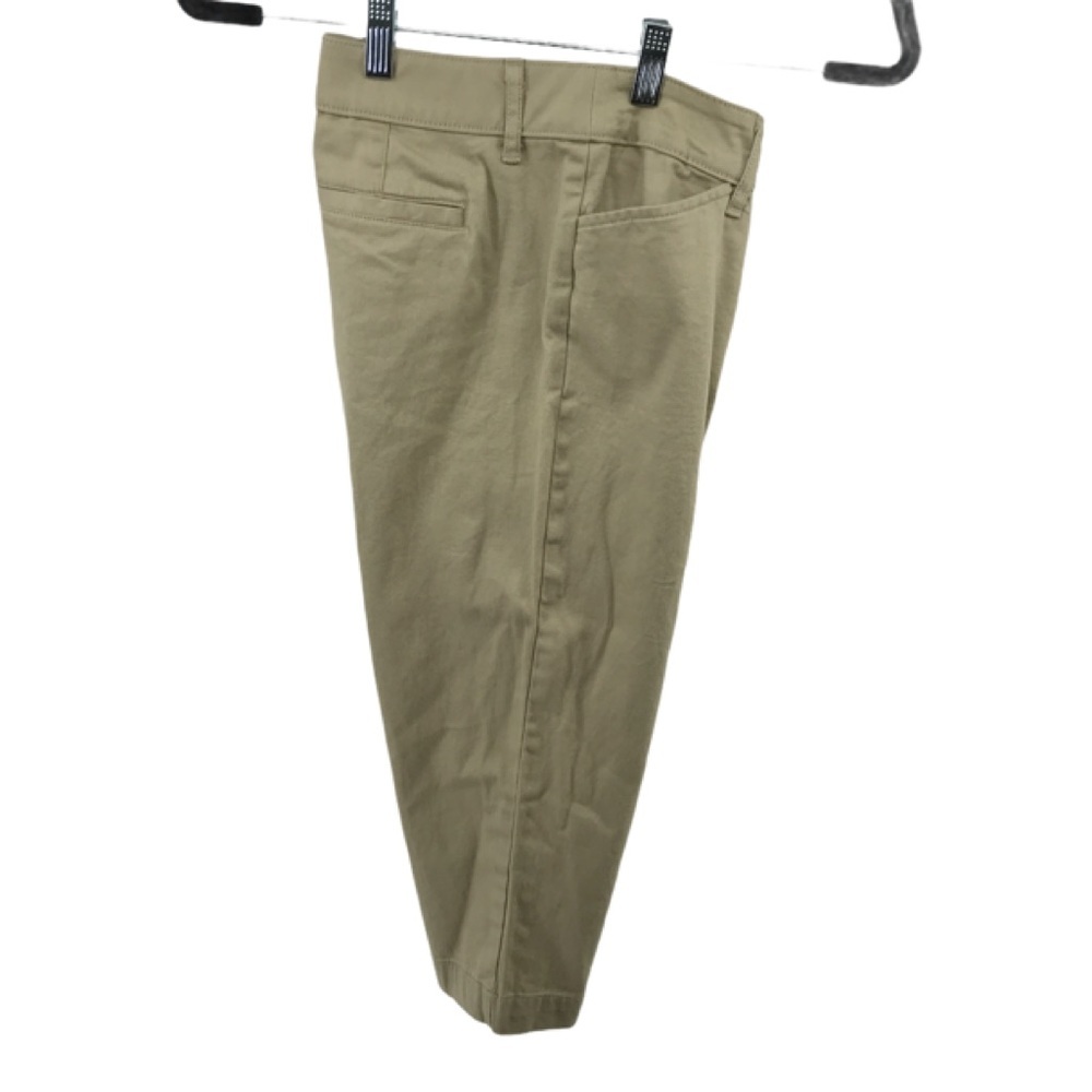 ST Johns Bay Womans Capris Size 6 Beige